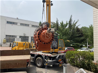 机组吊装就位，机组运输-吊装机组-搬运机组北京联和伟业设备起重搬运公司